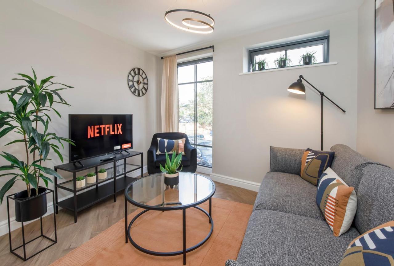 Crescent Court Modern And Luxurious Apartments York Extérieur photo