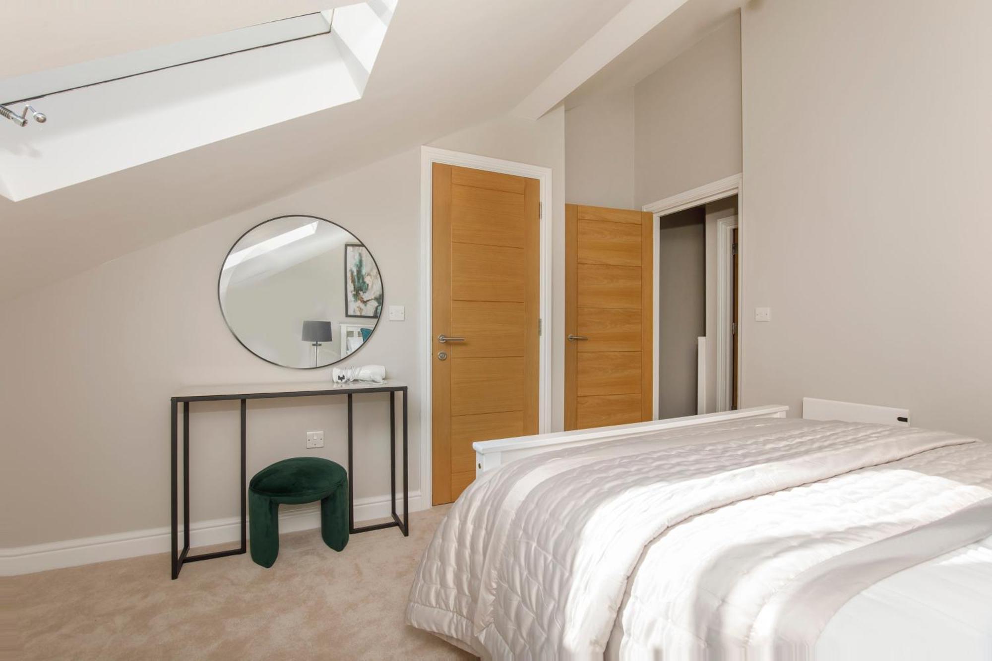 Crescent Court Modern And Luxurious Apartments York Extérieur photo